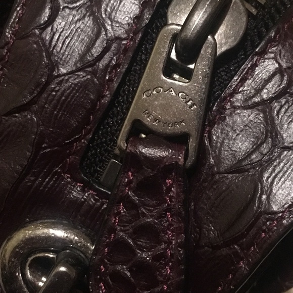 Coach Python Rhyder Bag in Oxblood - Picture 7 of 8
